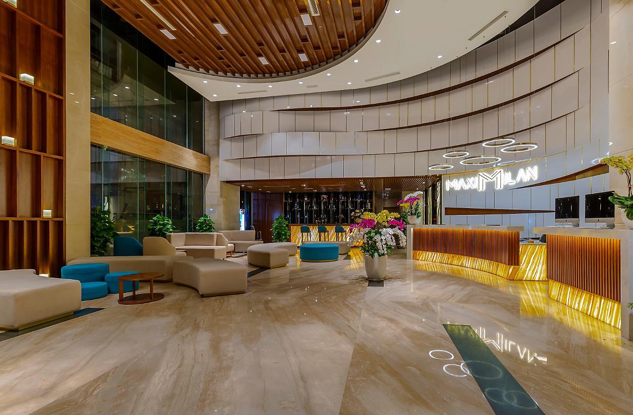 Maximilan Danang Beach Hotel Kültér fotó