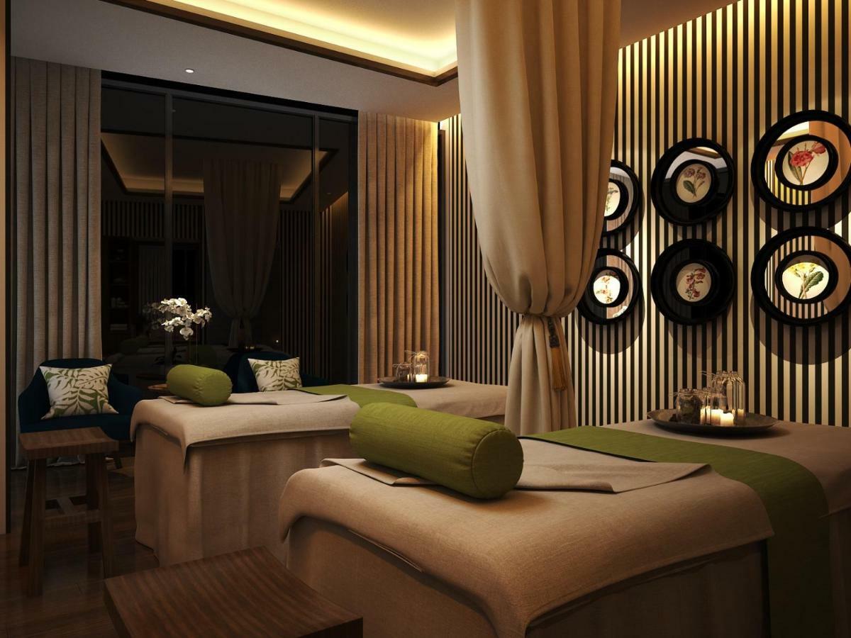 Maximilan Danang Beach Hotel Kültér fotó